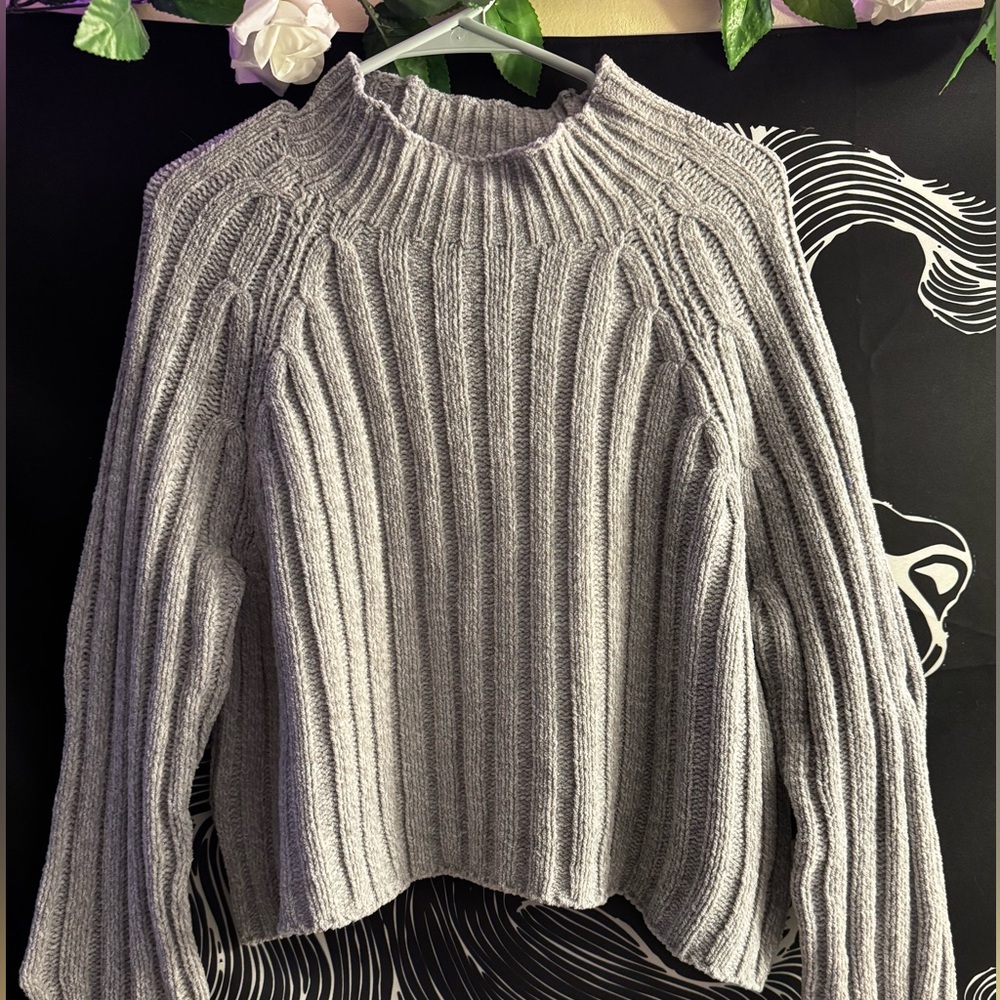 American Eagle Outfitters Gray Mockneck Sweater - Picture 2 of 5